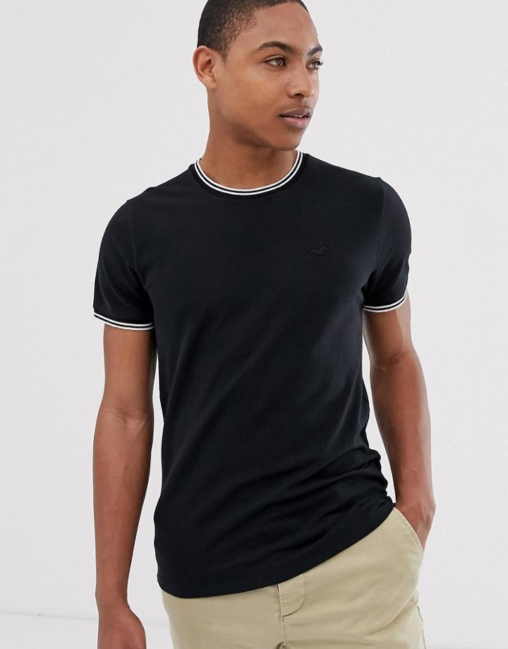 Hollister Icon Logo Pique Tipped Crew Neck T-shirt In Black - Black