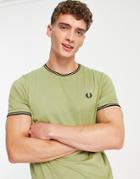 Fred Perry Twin Tipped T-shirt In Green