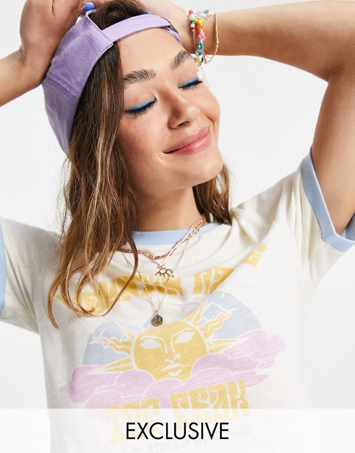 Reclaimed Vintage Inspired Fitted Ringer T-shirt With 70s Sun Print-white