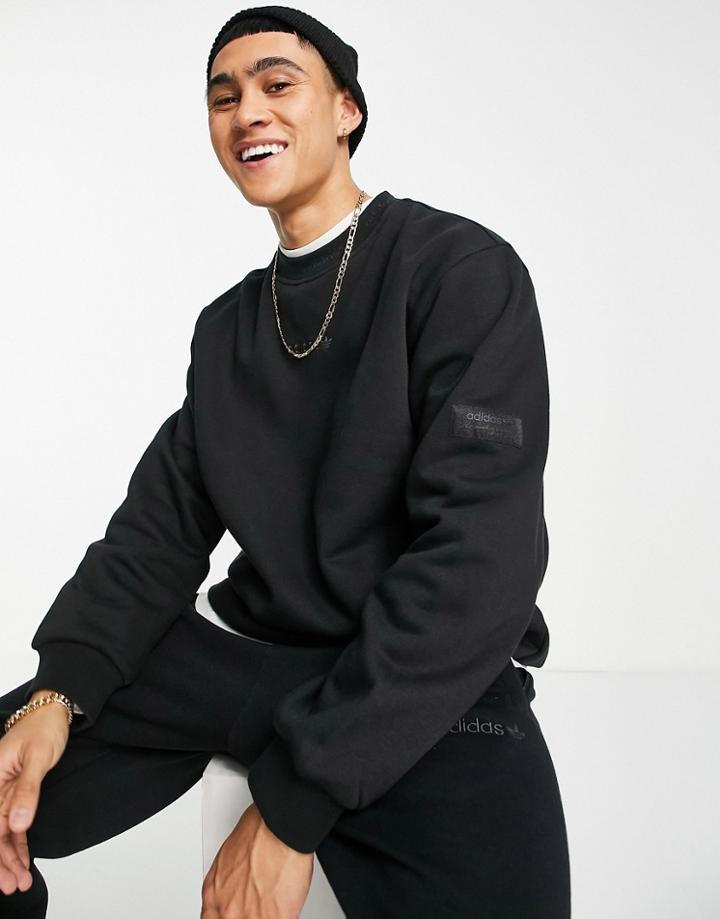 Adidas Originals 'trefoil Linear' Sweatshirt In Black With Arm Patch