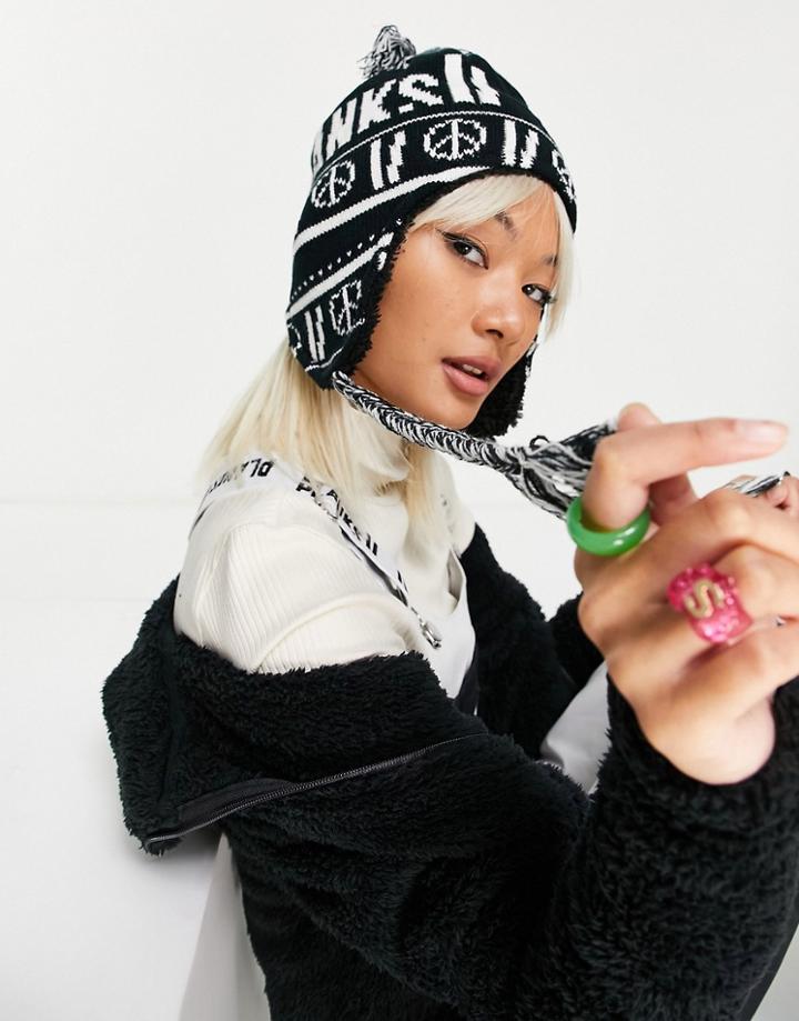 Planks Hang-time Chullo Beanie In Black
