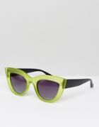 7x Green Transparent Frame Cat Eye Sunglasses - Green