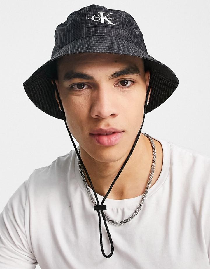 Calvin Klein Jeans Utility Grid Bucket Hat In Gray