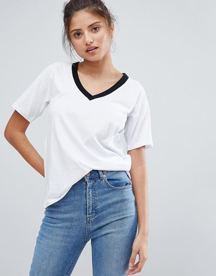 Asos T-shirt In Boyfriend Fit With Contrast V-neck - Multi