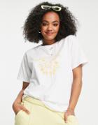 Daisy Street Relaxed T-shirt With Happy Ray Of Sunshine Print-white