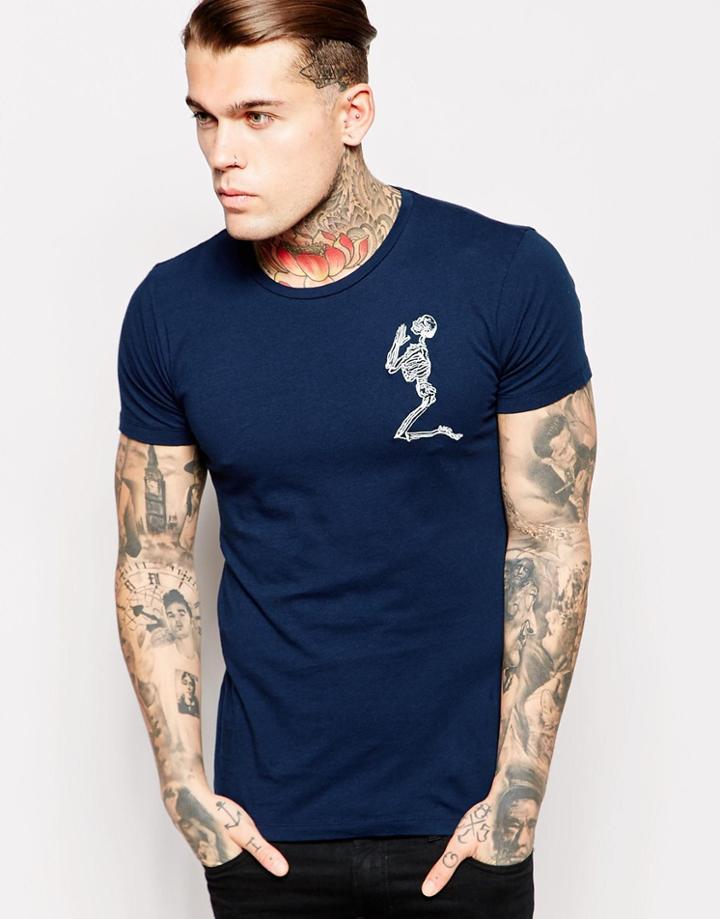 Religion T-shirt With Large Skeleton - Navy