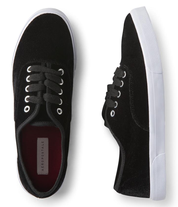 Aeropostale Aeropostale Solid Velvet Sneaker - Black, 6