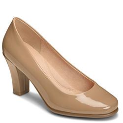 Aerosoles Major Role Pump, Light Tan Patent