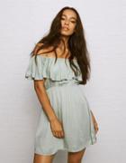 American Eagle Outfitters Don't Ask Why Tiered Off-the-shoulder Dress