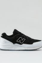 American Eagle Outfitters New Balance 530 Sneaker