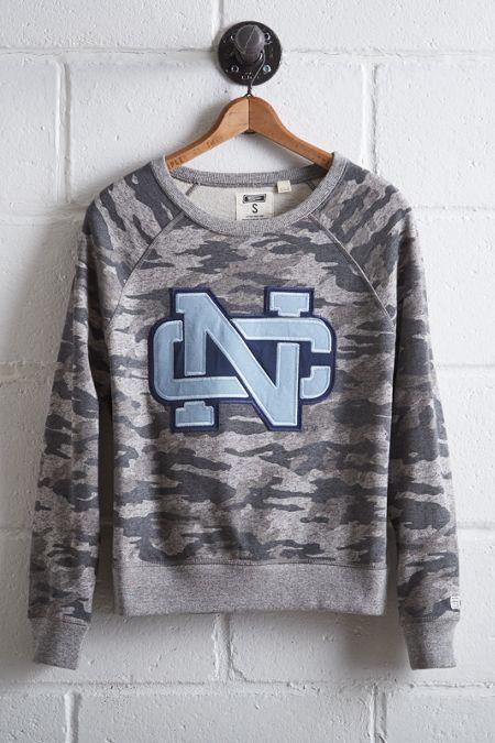 Tailgate Women's Unc Camo Sweatshirt