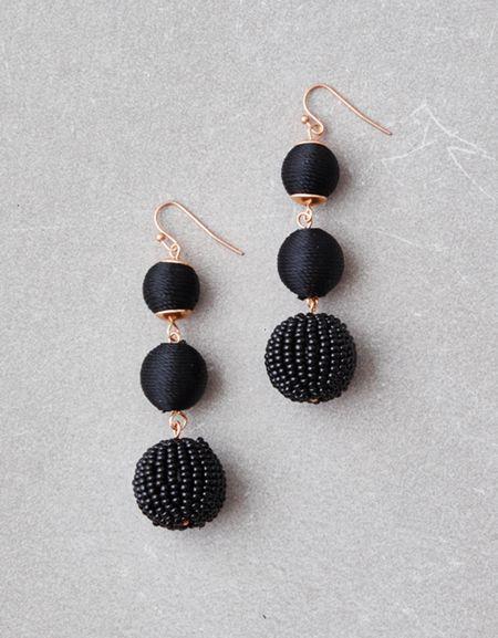 American Eagle Outfitters Ae Black 3-tier Ball Earring