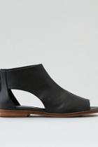 American Eagle Outfitters Kelsi Dagger Brooklyn Sterling Sandal