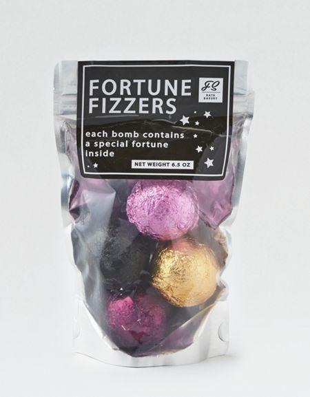 American Eagle Outfitters Feeling Smitten Fortune Fizzers Bath Bag