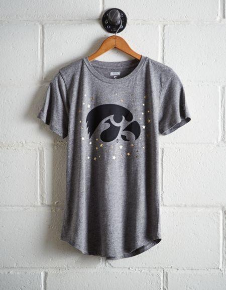 Tailgate Women's Iowa Hawkeyes Foil Star T-shirt