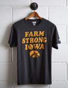 Tailgate Men's Iowa Hawkeyes Farm Strong T-shirt