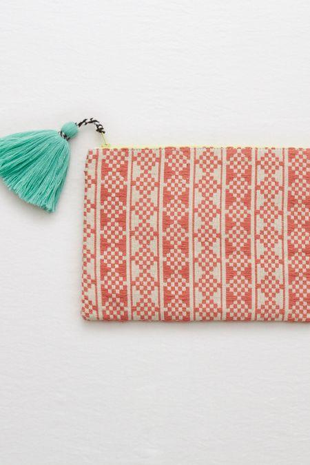 Aerie Pouch