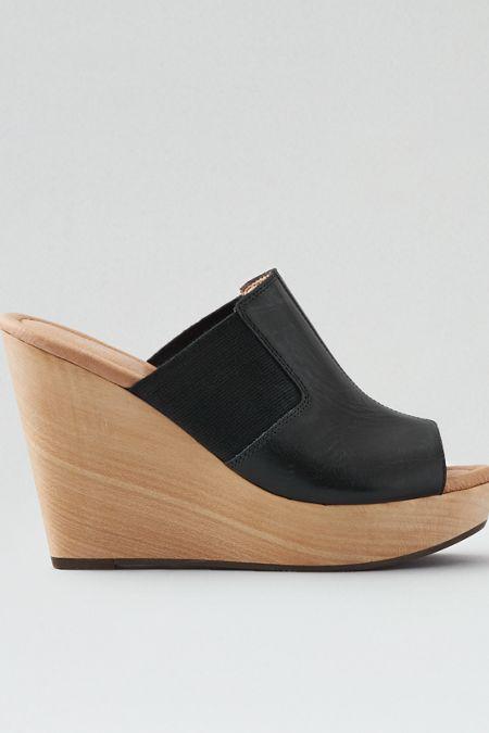 American Eagle Outfitters Dr Scholl's Avenge Wedge