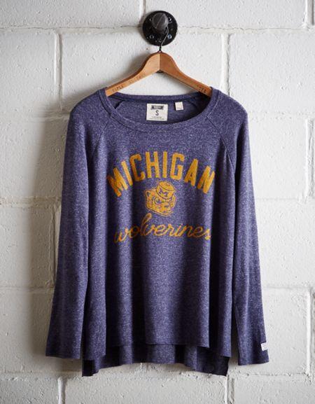 Tailgate Women's Michigan Plush Tee