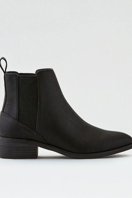 American Eagle Outfitters Ae Solid Flat Bootie