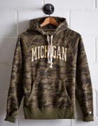 Tailgate Men's Michigan Camo Hoodie