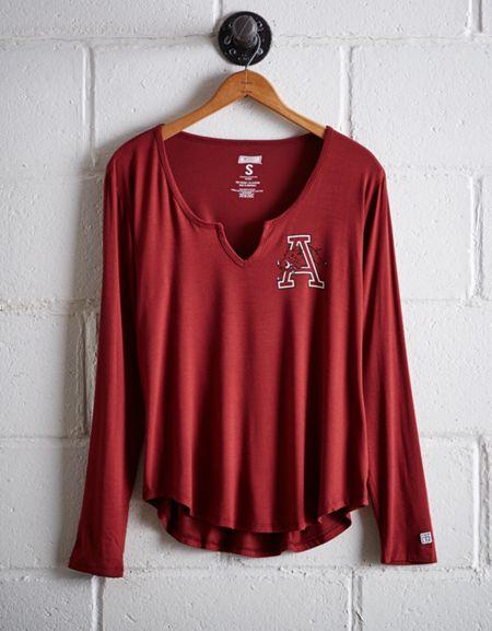 Tailgate Women's Arkansas Split Neck T-shirt