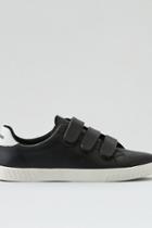 American Eagle Outfitters Tretorn Carry2 Sneaker