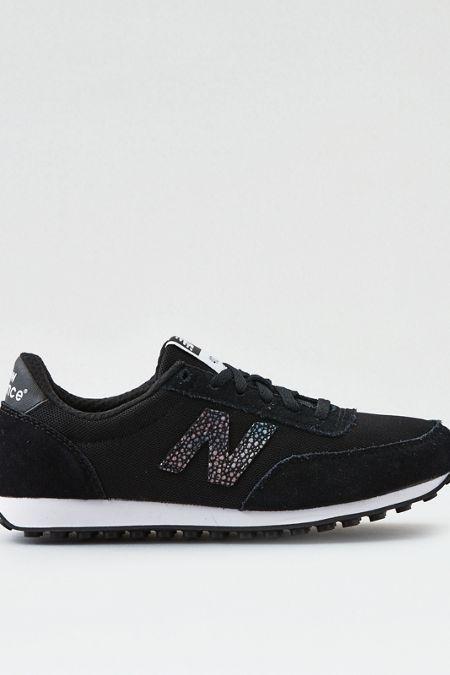 American Eagle Outfitters New Balance 420 Sneaker