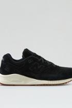 American Eagle Outfitters New Balance 530 Suede Sneaker