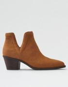 American Eagle Outfitters Ae V-cut Bootie