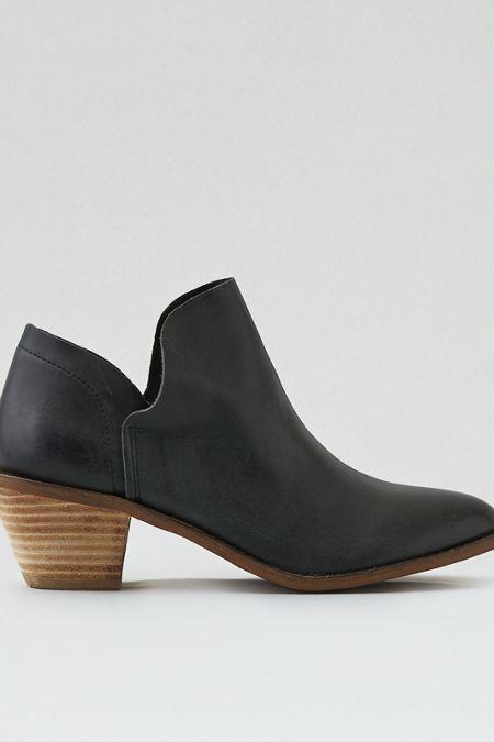 American Eagle Outfitters Kelsi Dagger Kenmare Bootie