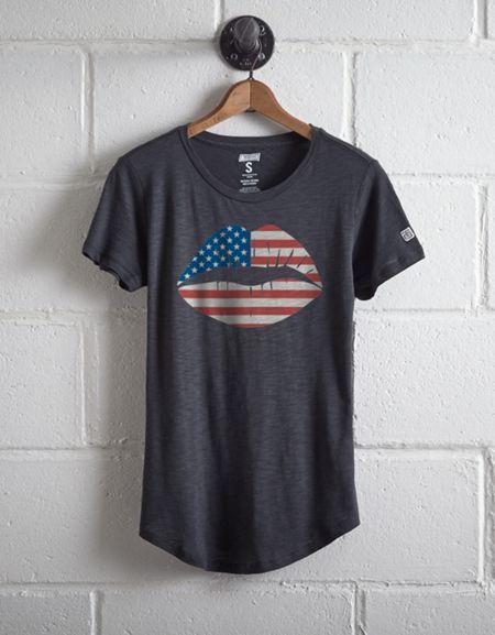 Tailgate Women's Americana Lips T-shirt