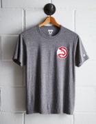 Tailgate Men's Atlanta Chest Logo T-shirt