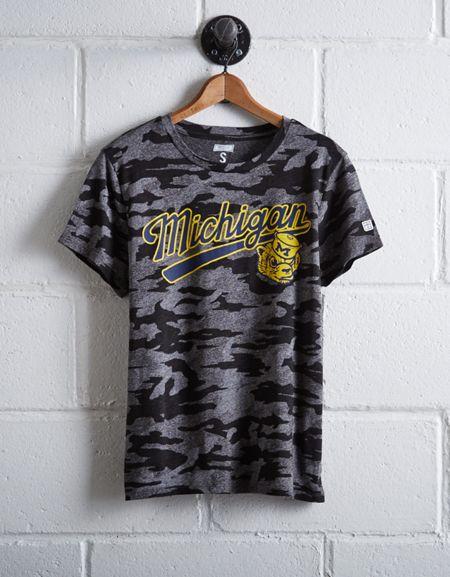 Tailgate Women's Camo Michigan T-shirt