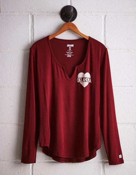 Tailgate Women's Oklahoma Split Neck T-shirt
