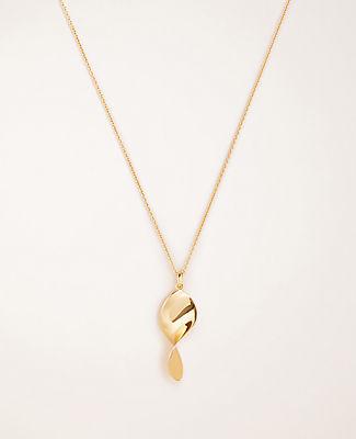 Ann Taylor Twisted Metal Pendant Necklace