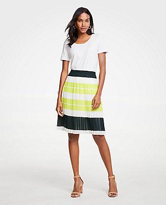 Ann Taylor Bold Stripe Pleated Skirt