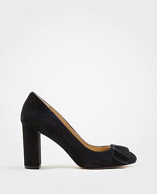 Ann Taylor Lenore Suede Bow Pumps