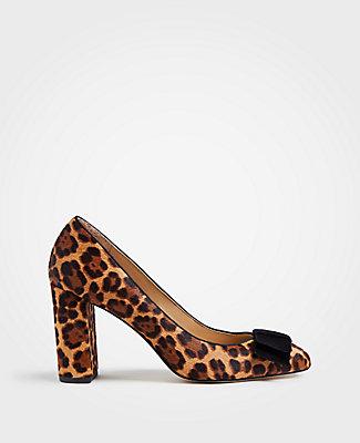 Ann Taylor Lenore Leopard Print Haircalf Bow Pumps