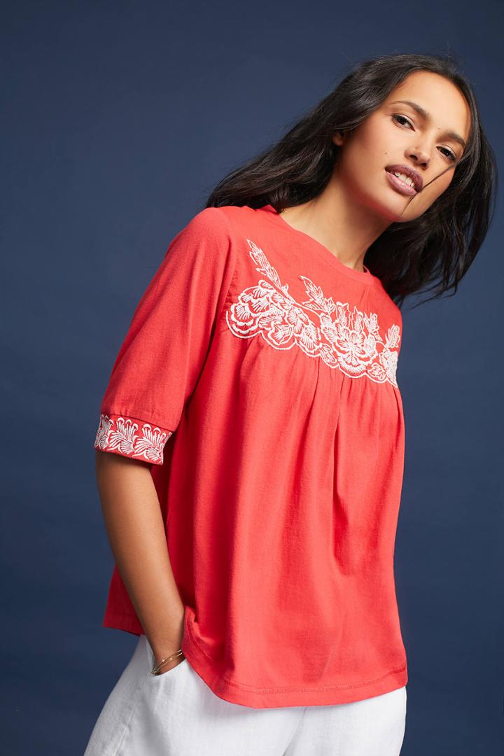 Kirei Gigi Embroidered Top