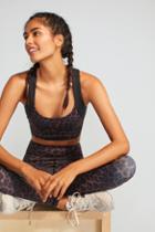 Vie Active Brianna V-back Sports Bra