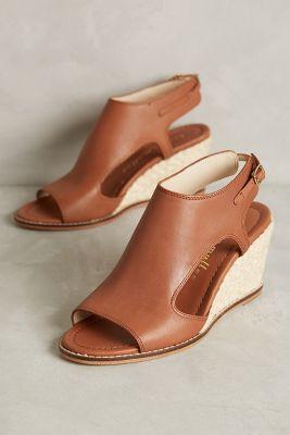 Bettye Muller Poppy Wedges Honey