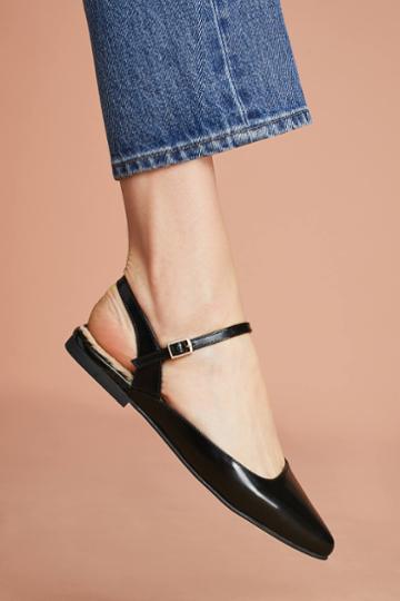 Carmen Salas Patent Flats