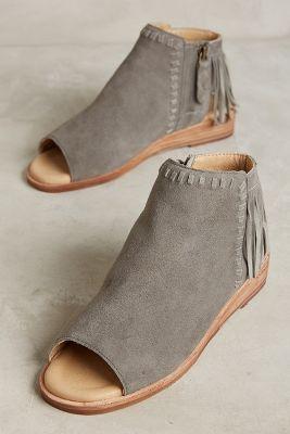 Anthropologie Saguaro Fringe Shooties