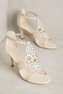 Klub Nico Antonia Heels