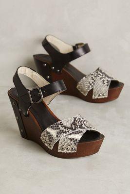 Kmb Neske Wedges Black & White