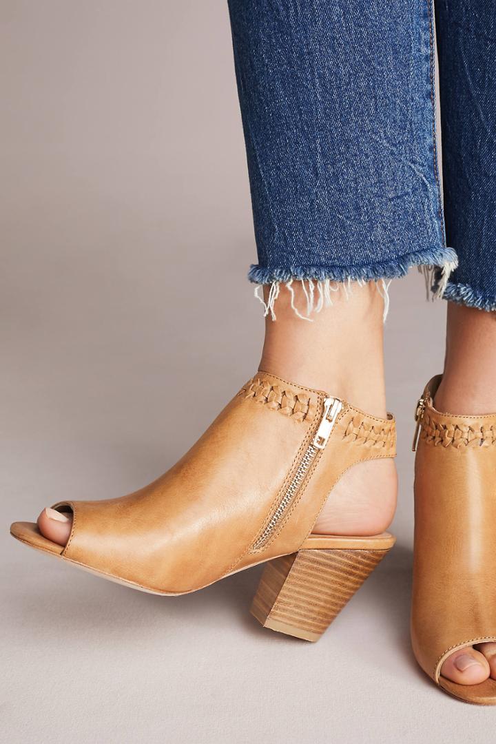 Anthropologie Woven Detail Shooties