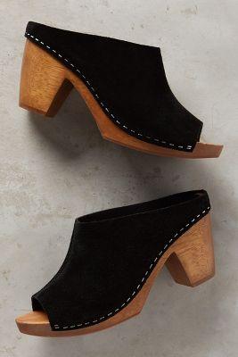 Kelsi Dagger Bergen Clogs Black