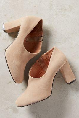 All Black Side-scoop Booties