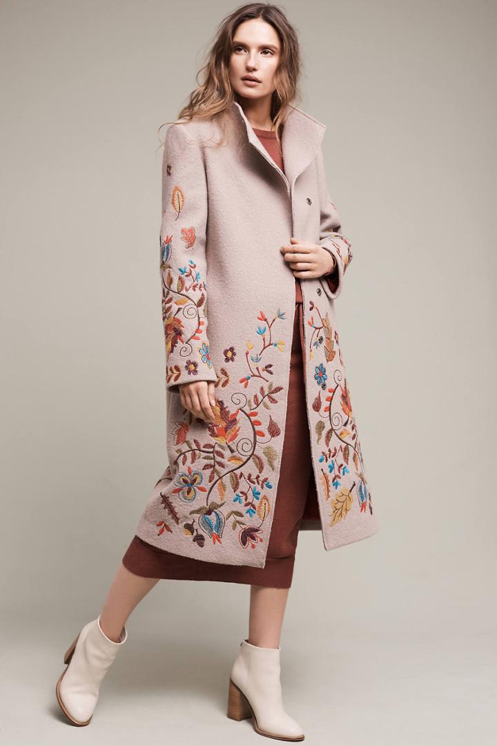 Ivko Woman Aberdeen Embroidered Sweater Coat